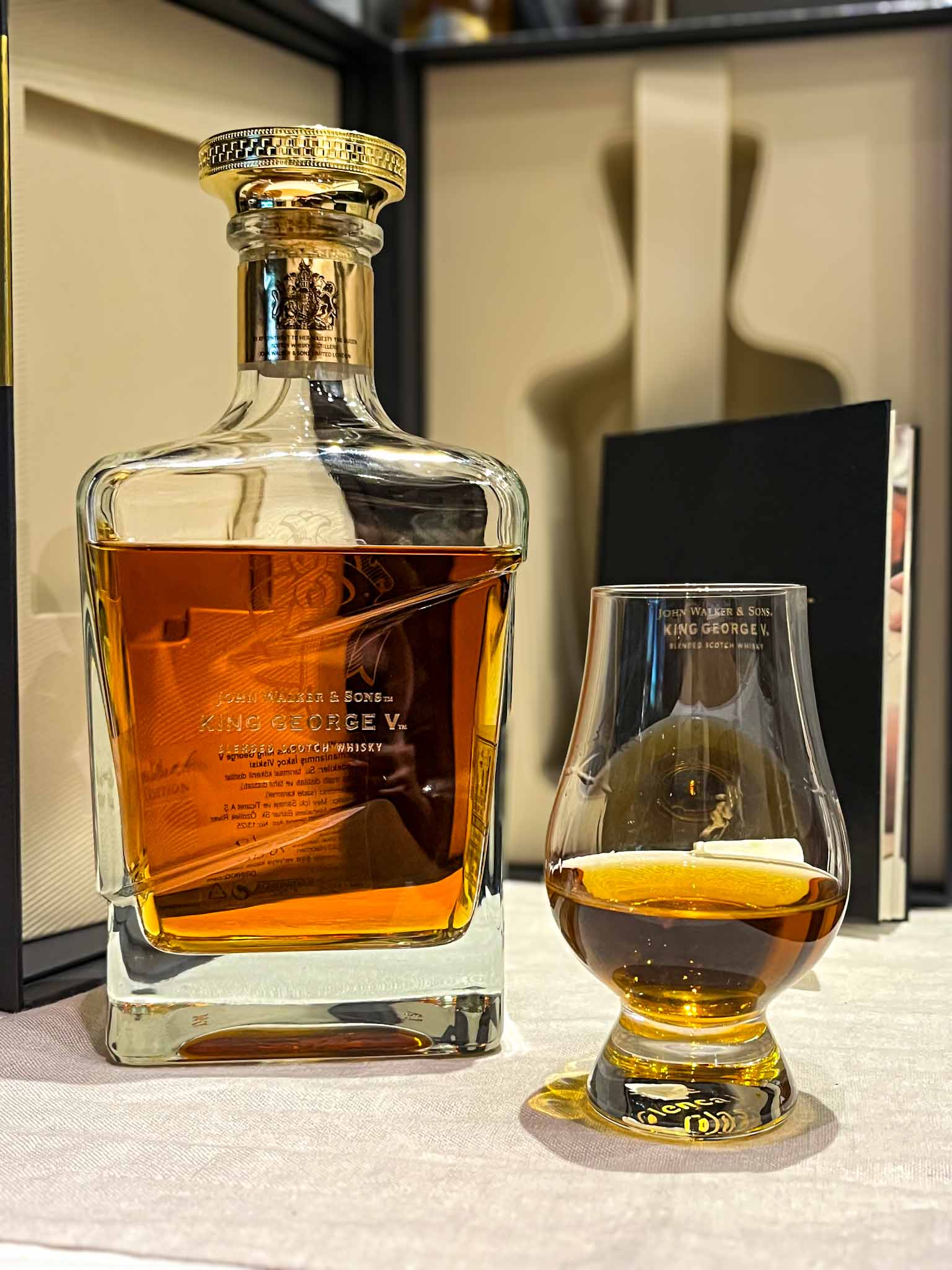 JOHNNIE WALKER KING GEORGE V